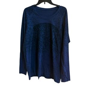 Lululemon swifly Women's Blue Long Sleeve Top like new size 20